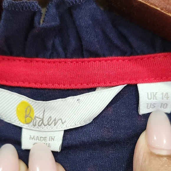 Navy Ruffle V-Neck Long-Sleeve Blouse with Red Micro Print - Picture 3 of 10